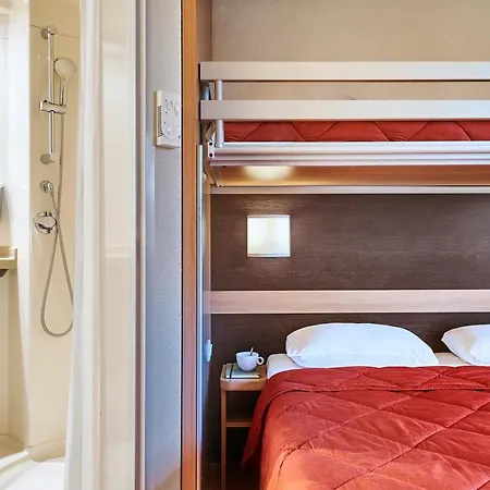 Premiere Classe Ouest Universite 2*