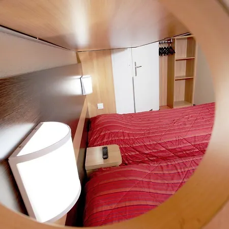 Hotell Premiere Classe Ouest Universite Le Mans