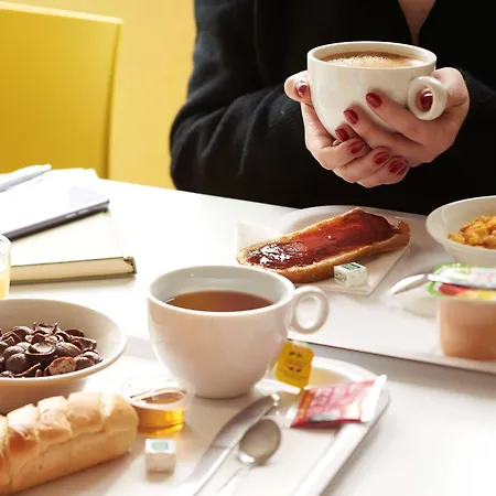 Premiere Classe Ouest Universite 2*