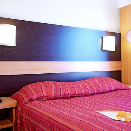 Otel Premiere Classe Ouest Universite Le Mans