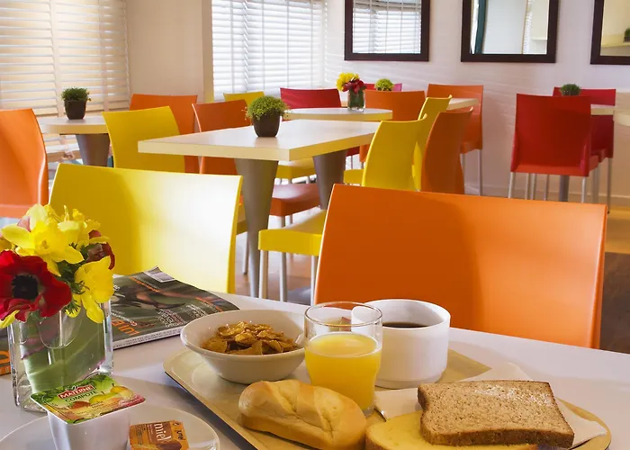 Premiere Classe Ouest Universite 2*