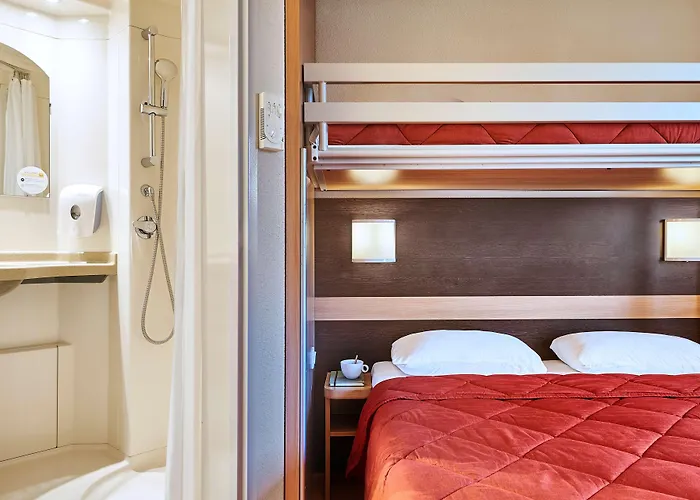 Premiere Classe Ouest Universite 2*